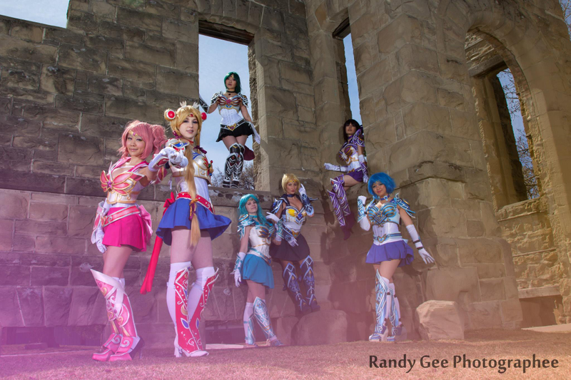 Illustration for article titled Sailor Moon Cosplayers Are Ready To Kick Some Ass